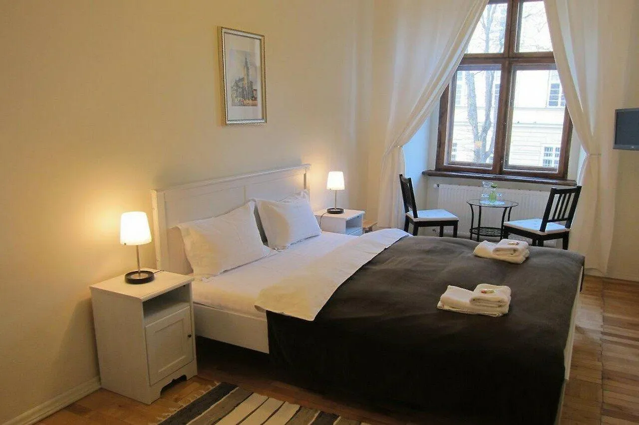 On The Square Hotel Lviv